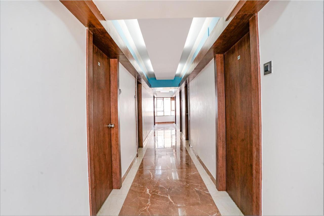 فندق Fabexpress White House - Nr Midc Khargar Koparpāda المظهر الخارجي الصورة