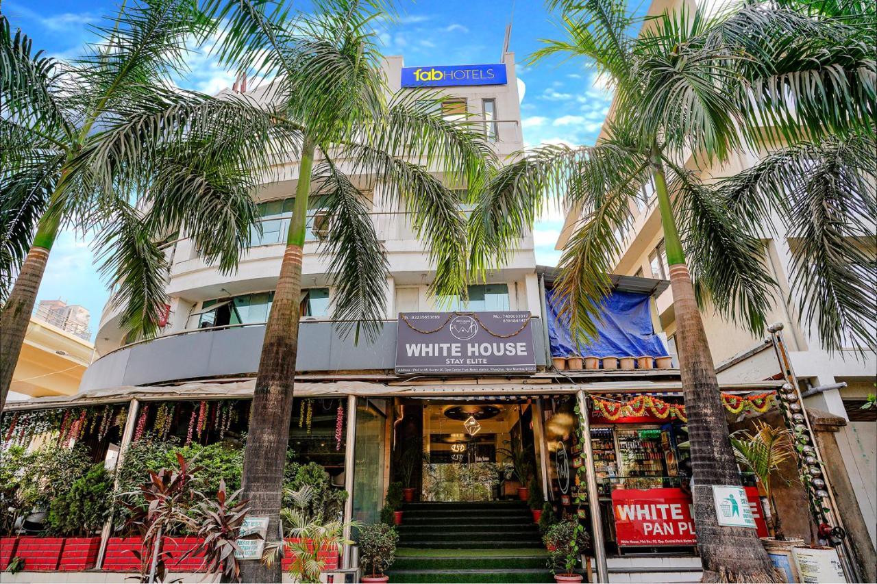 فندق Fabexpress White House - Nr Midc Khargar Koparpāda المظهر الخارجي الصورة