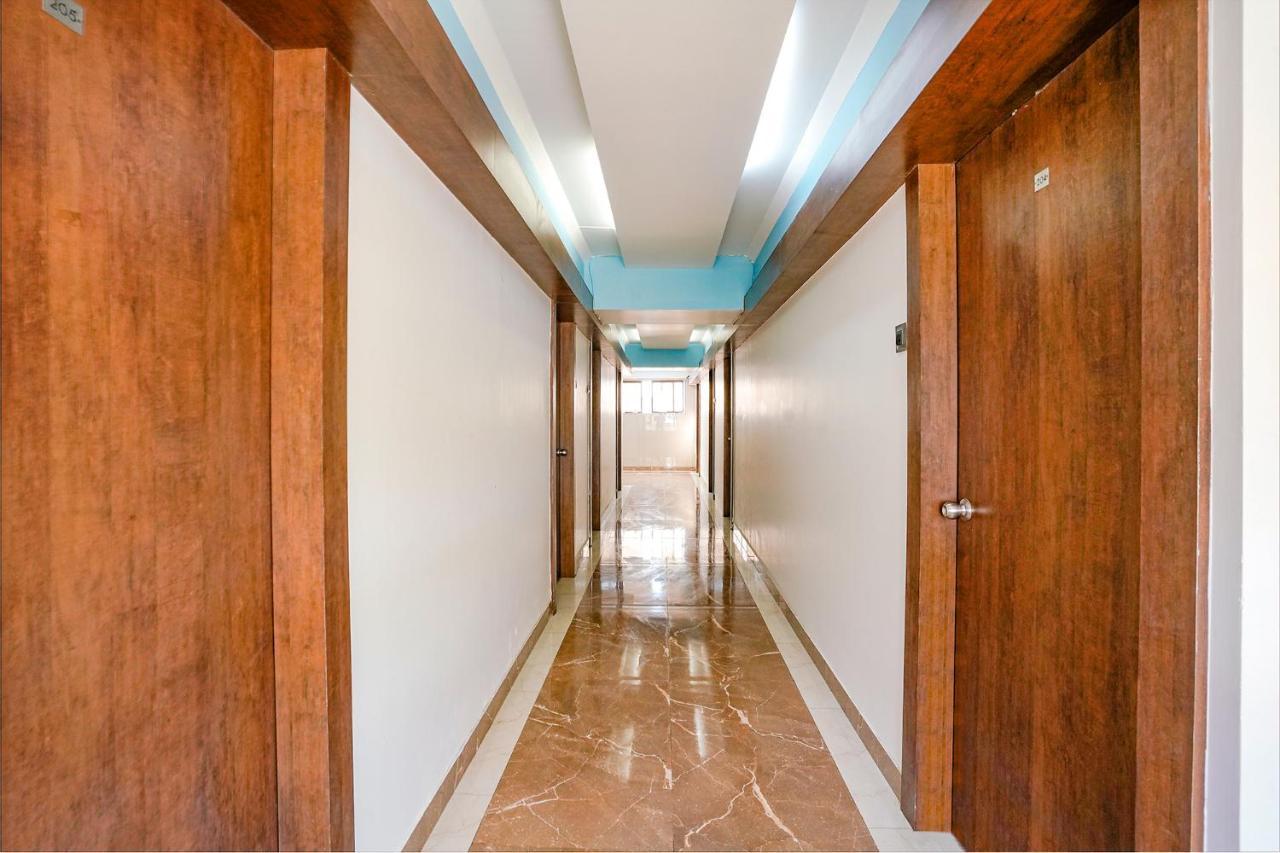 فندق Fabexpress White House - Nr Midc Khargar Koparpāda المظهر الخارجي الصورة
